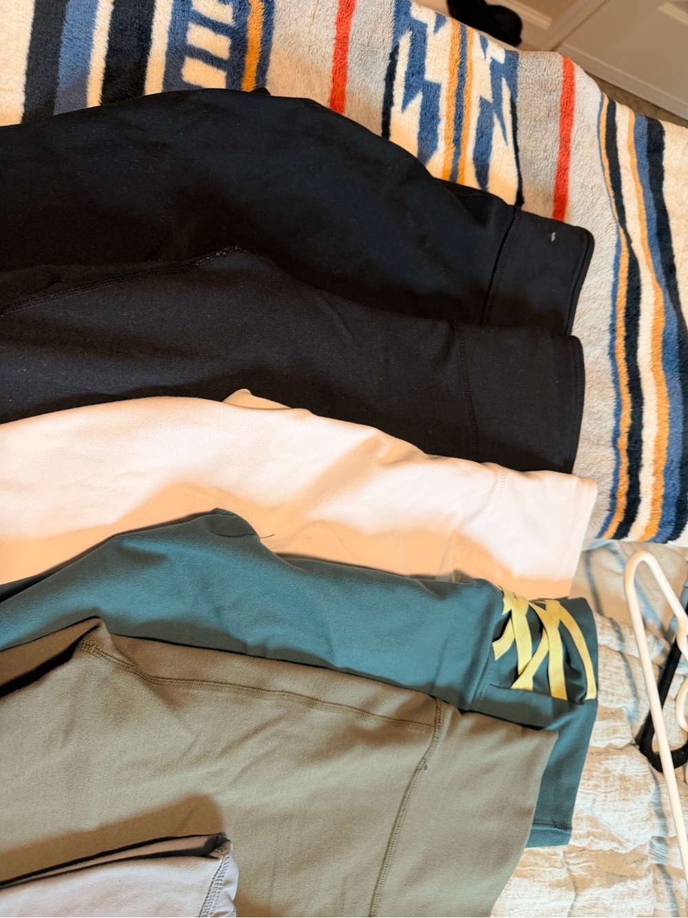 Fabletics Heather Gray Pullover Hoodie and 8 pair leggings mediums - Picture 5 of 8